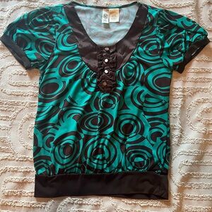 L8teR brand Women’s Tuxedo Blouse  size large Green and Brown